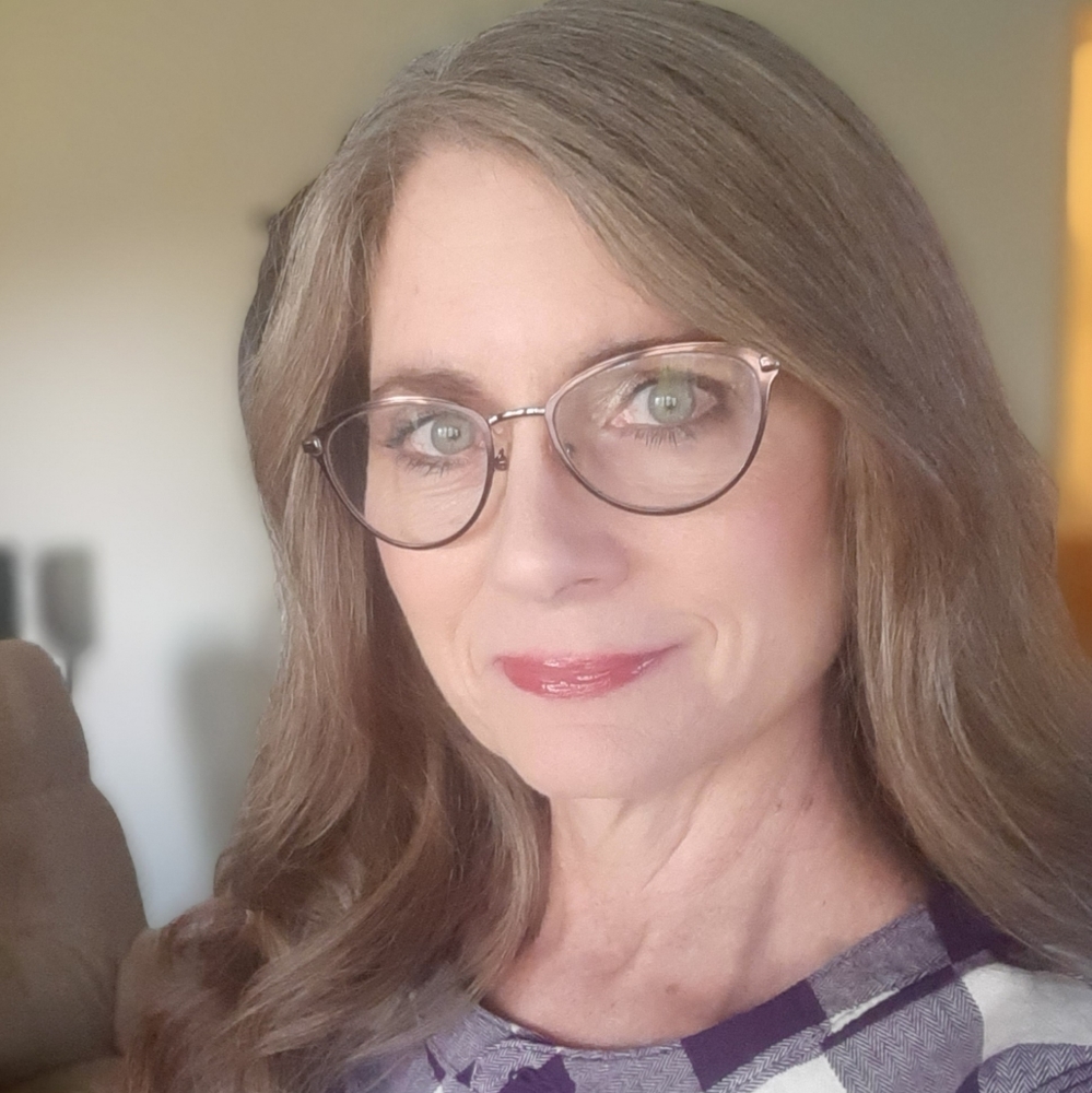 Meet your Posher, Kim